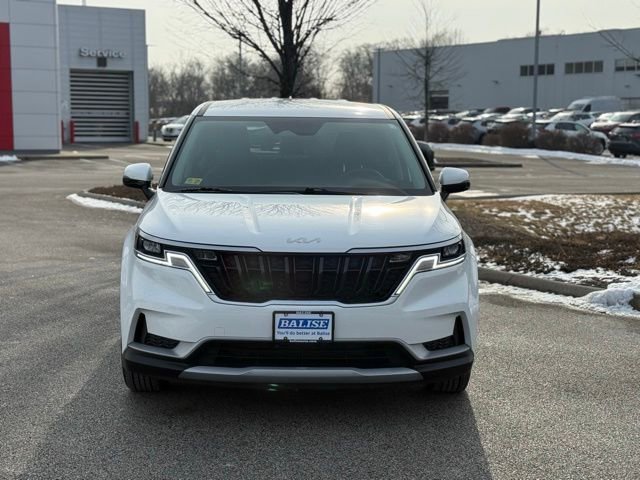 Used 2022 Kia Carnival LX image 2