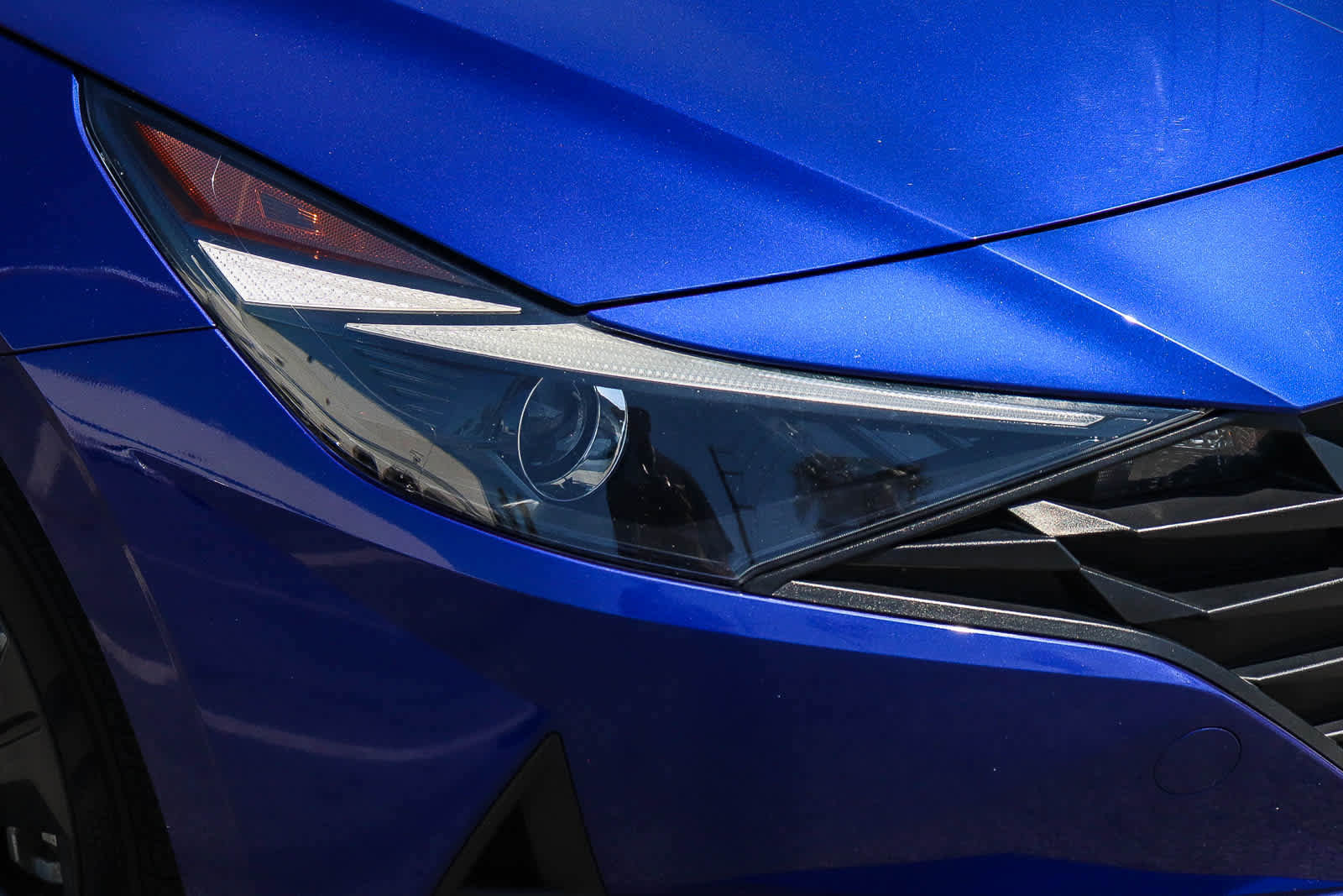 Used 2022 Hyundai Elantra SEL FWD image 4