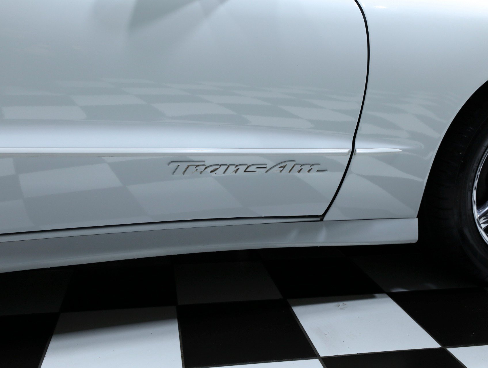 Used 1997 Pontiac Firebird Trans Am RWD image 25