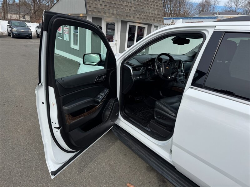 Used 2020 Chevrolet Tahoe LT image 15
