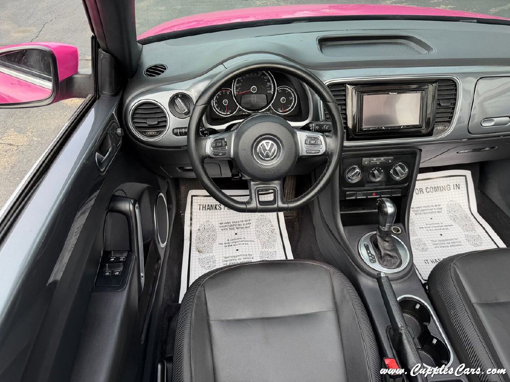 Used 2014 Volkswagen Beetle 1.8T FWD image 25