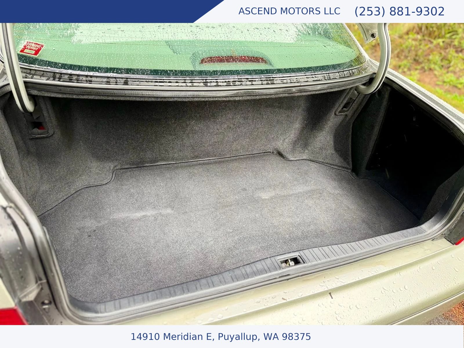 Used 2000 Lexus LS 400 RWD image 16