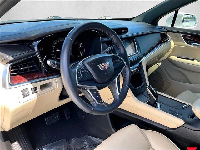 Used 2018 Cadillac XT5 Premium Luxury w/ Advanced Security Package image 14