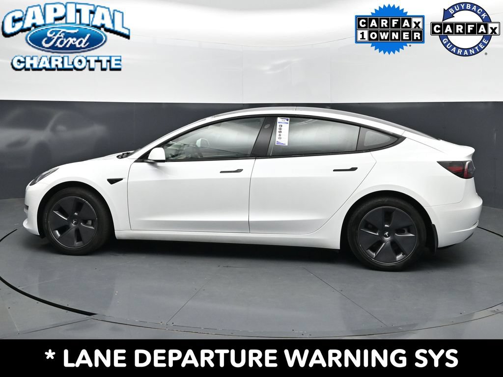 Used 2023 Tesla Model 3 Standard Range RWD image 4