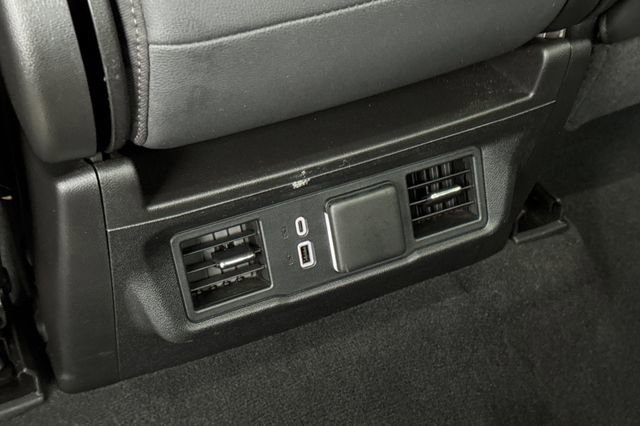 Used 2024 GMC Sierra 1500 SLT image 44