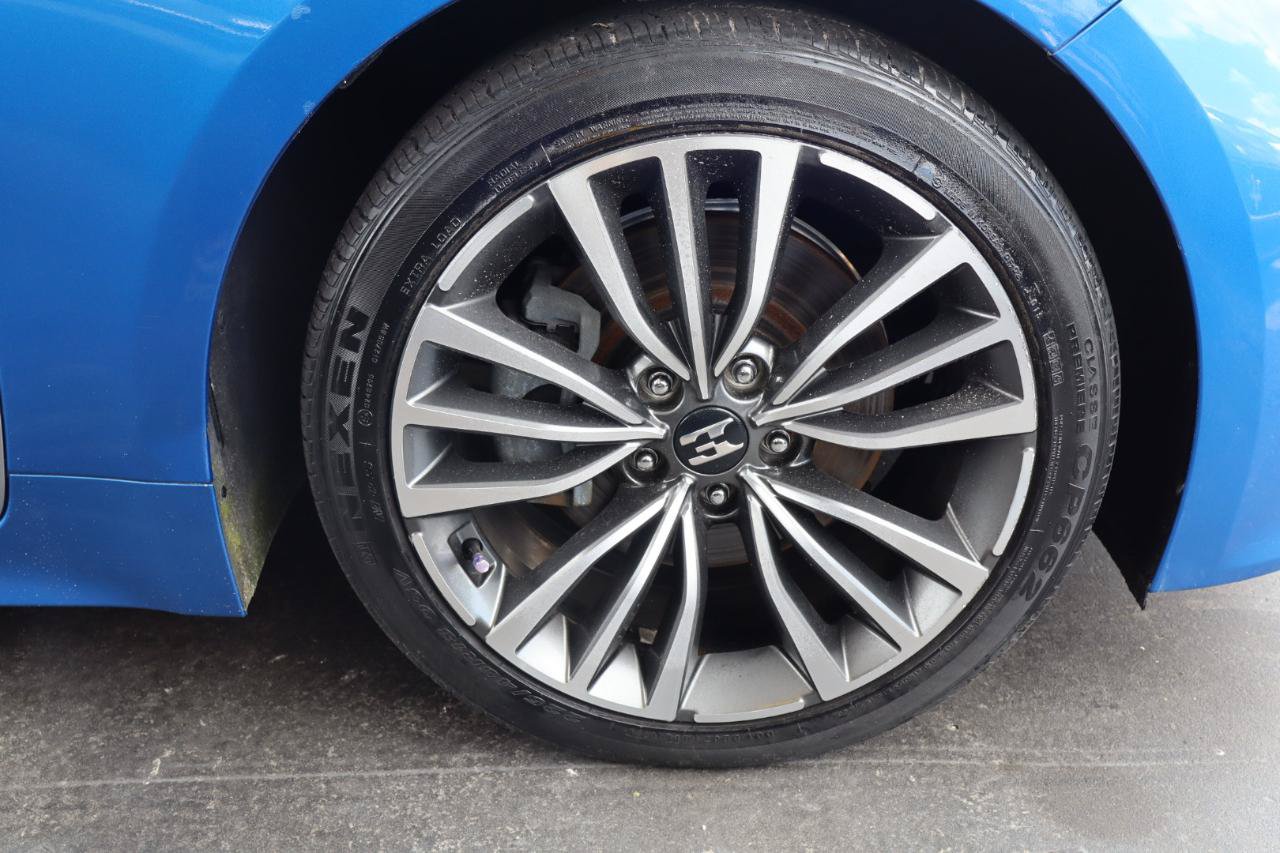 Used 2018 Kia Stinger Premium RWD image 34