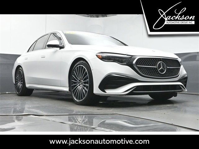 Used 2025 Mercedes-Benz E 350 Sedan image 34