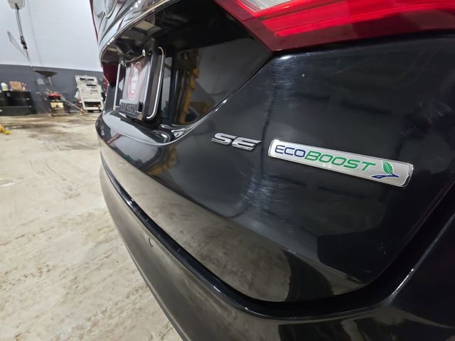 Used 2017 Ford Fusion SE w/ Fusion SE Technology Package FWD image 28