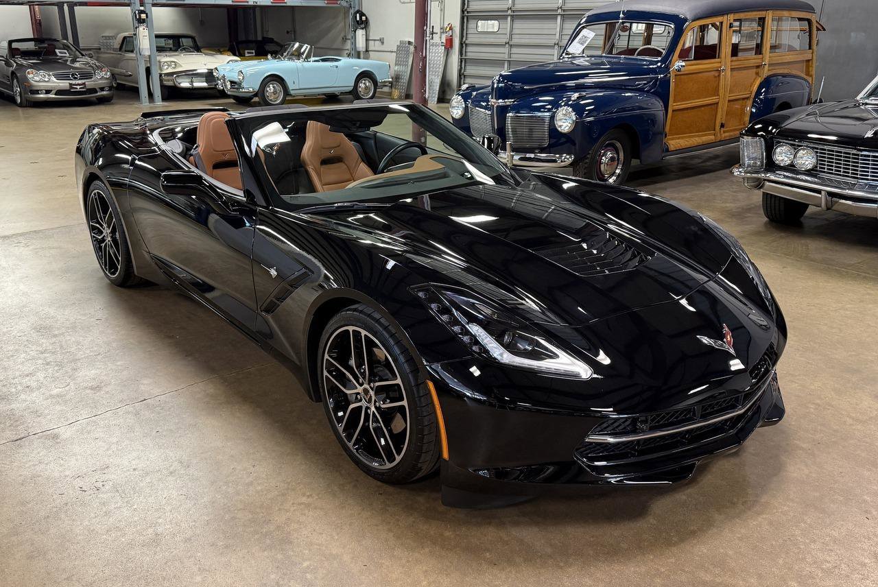 Used 2018 Chevrolet Corvette Stingray Convertible w/ 3LT Preferred Equipment Group
