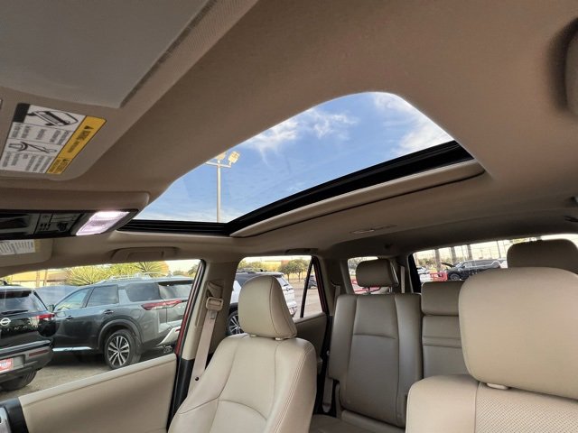 Used 2024 Toyota 4Runner Limited image 19