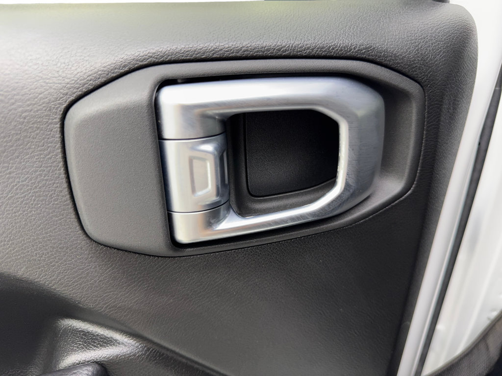 Used 2023 Jeep Gladiator Mojave w/ LED Lighting Group AWD/4WD image 39