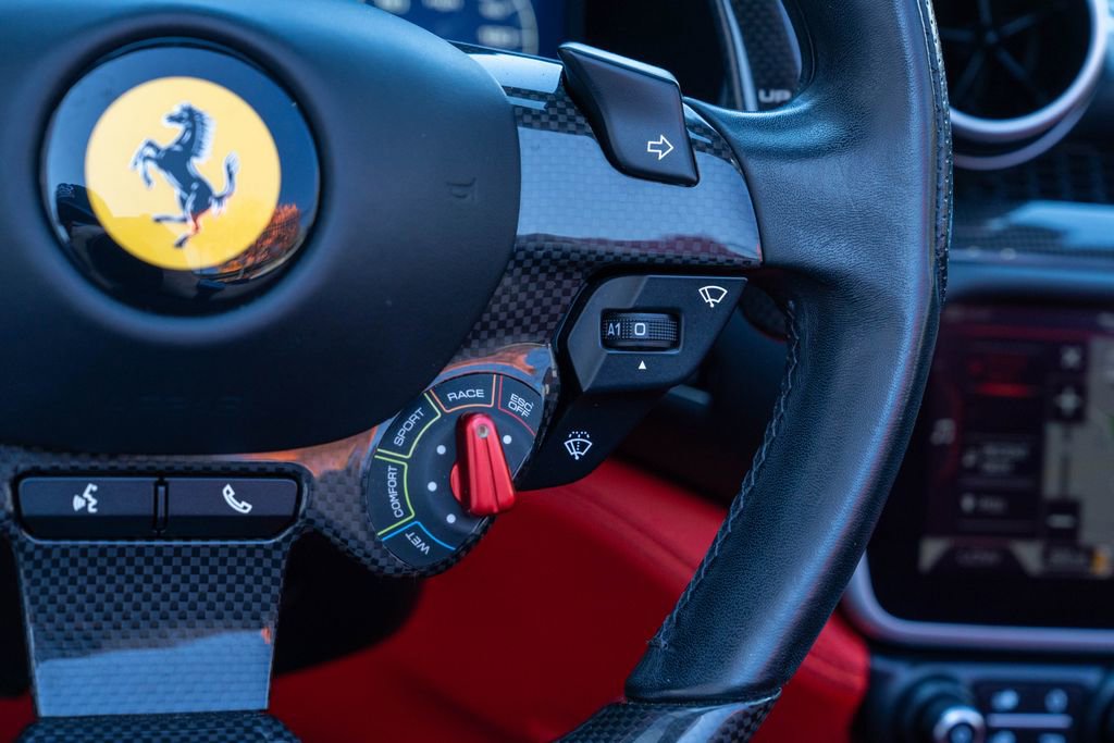 Certified 2022 Ferrari Portofino M image 38