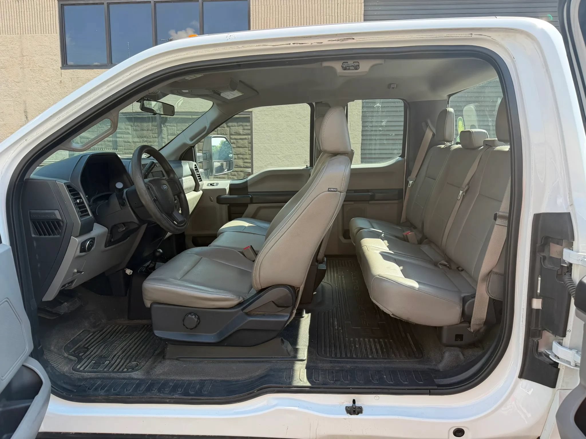 Used 2017 Ford F250 XL w/ Power Equipment Group AWD/4WD image 26