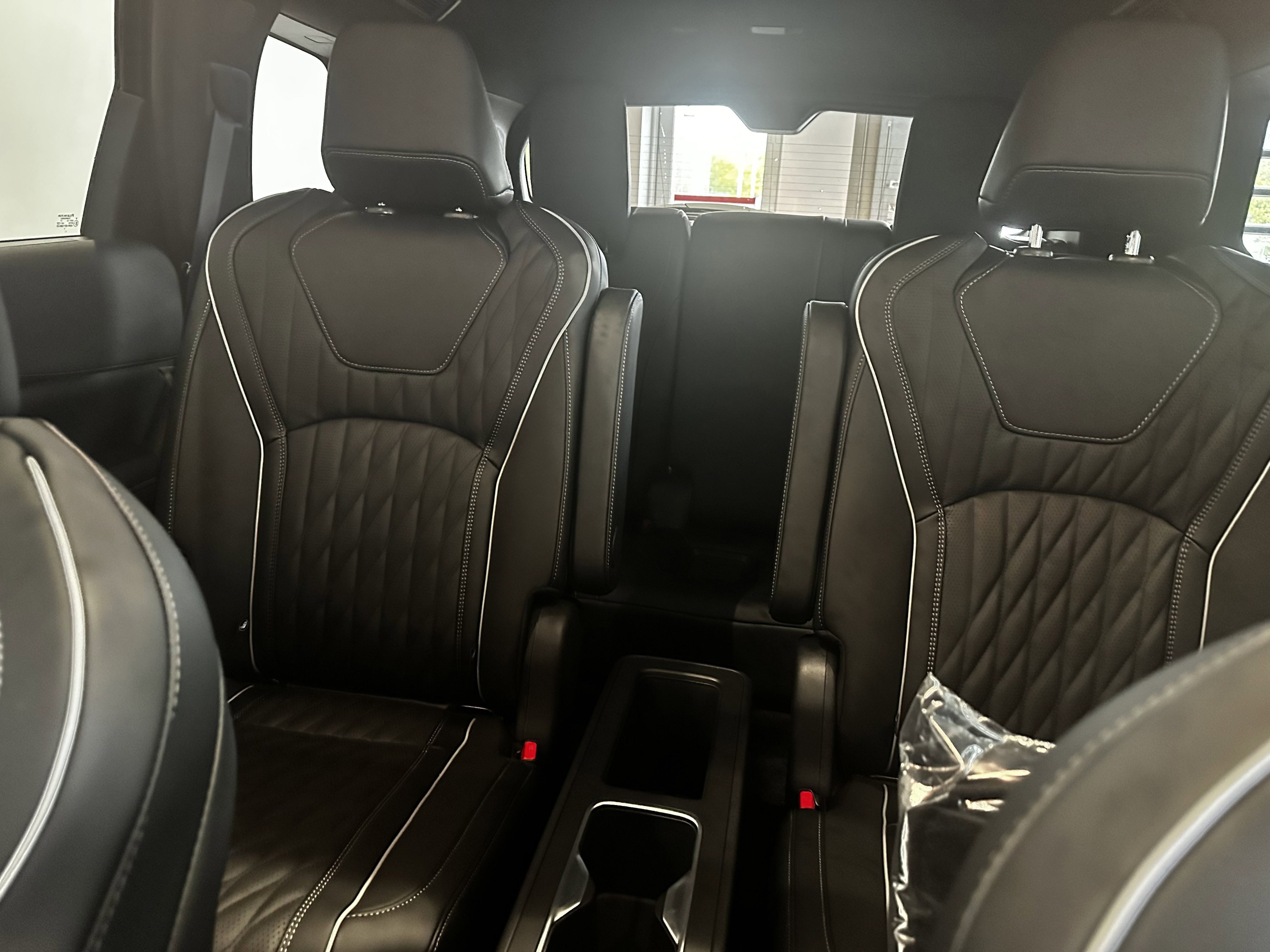 New 2026 INFINITI QX60 Autograph w/ Dark Cargo Package image 12