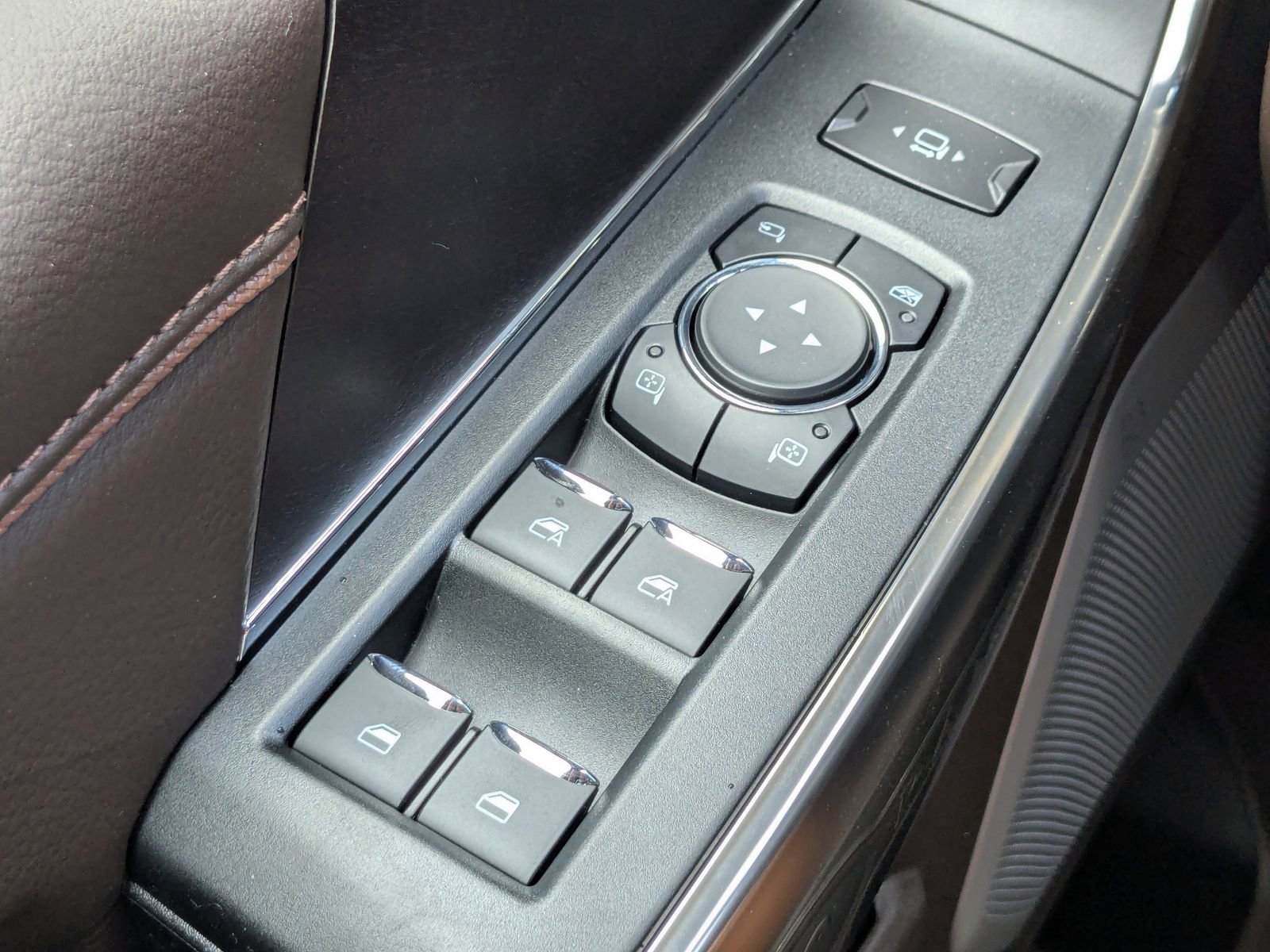 New 2025 Ford F350 King Ranch w/ Chrome Package image 25