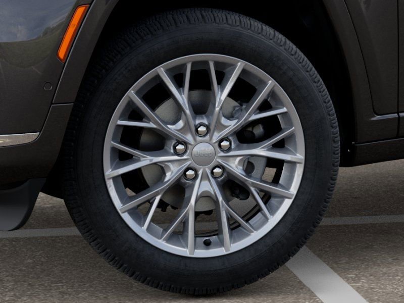 New 2025 Jeep Grand Cherokee L Summit image 8