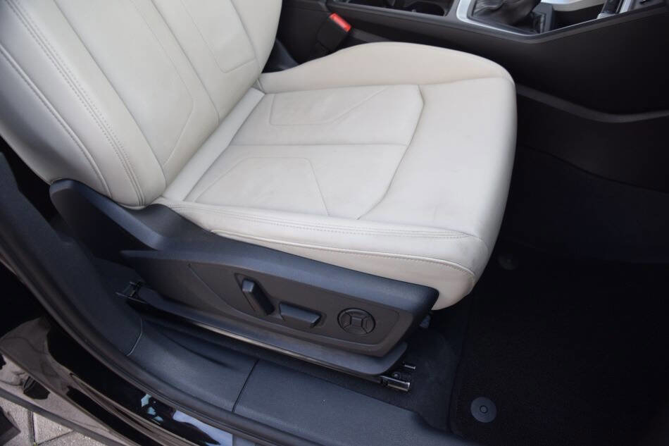 Used 2022 Audi Q3 2.0T Premium w/ Convenience Package AWD/4WD image 52
