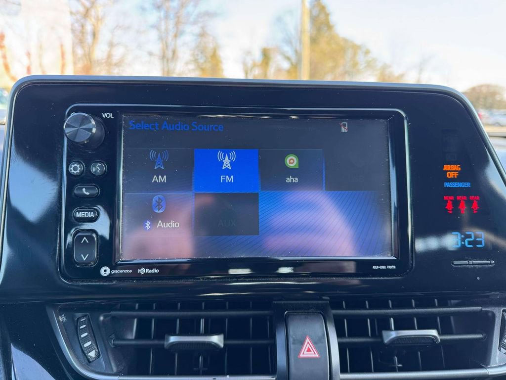 Used 2018 Toyota C-HR XLE image 25