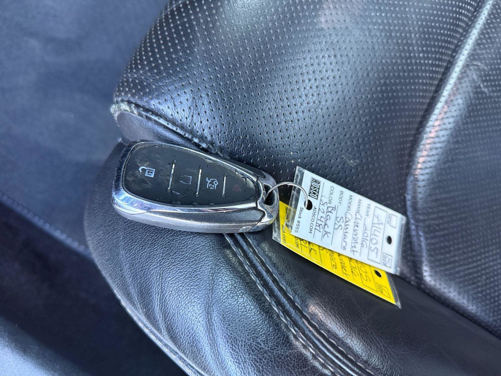 Used 2016 Chevrolet Camaro SS RWD image 28