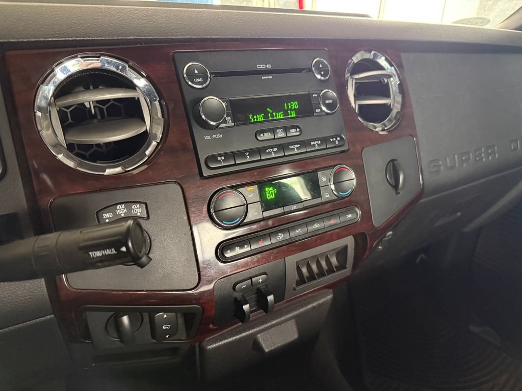 Used 2010 Ford F250 Lariat AWD/4WD image 10