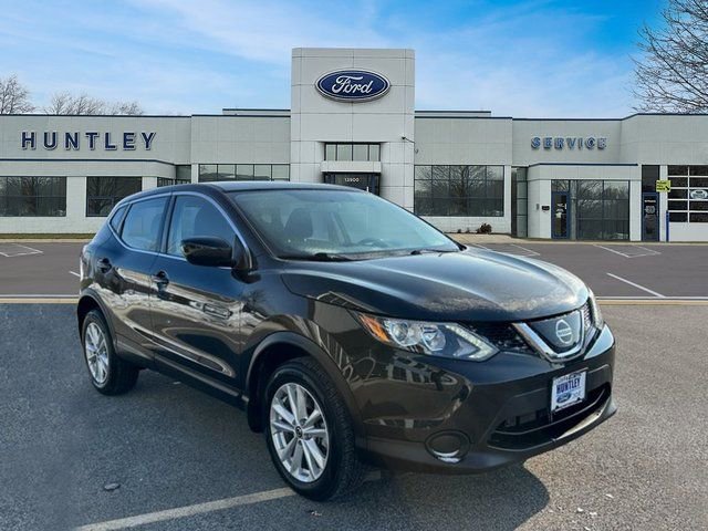 Used 2019 Nissan Rogue Sport S w/ Appearance Package image 3
