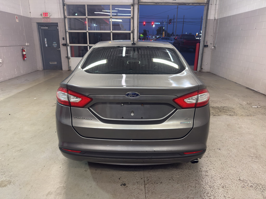 Used 2014 Ford Fusion SE w/ Equipment Group 202A FWD image 7