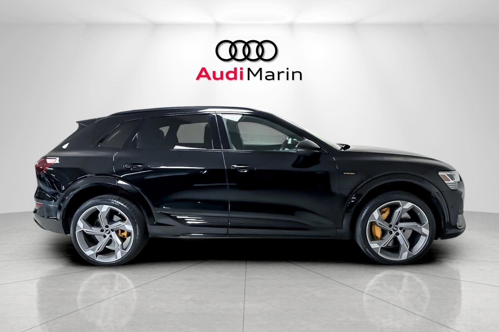 Used 2023 Audi e-tron S Premium Plus w/ Black Optic Package image 6