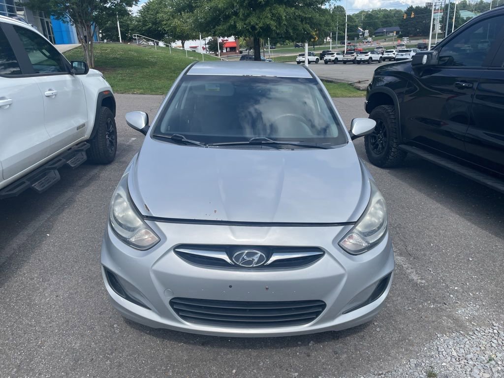 Used 2013 Hyundai Accent GS FWD image 1