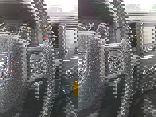 Used 2017 RAM 3500 Tradesman w/ Chrome Appearance Group image 21