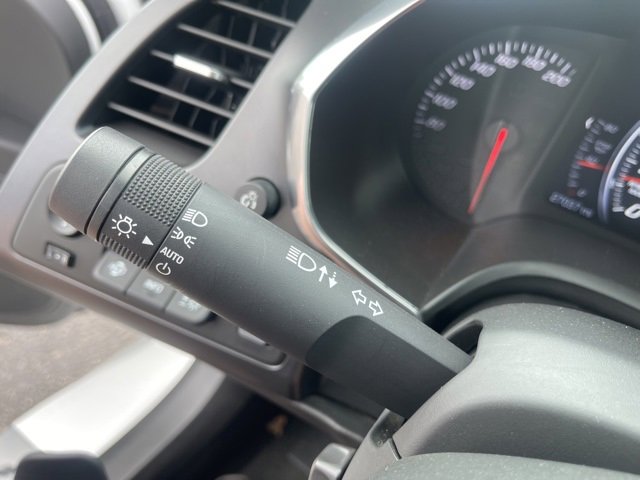 Used 2015 Chevrolet Corvette Stingray Z51 w/ 3LT Preferred Equipment Group image 18