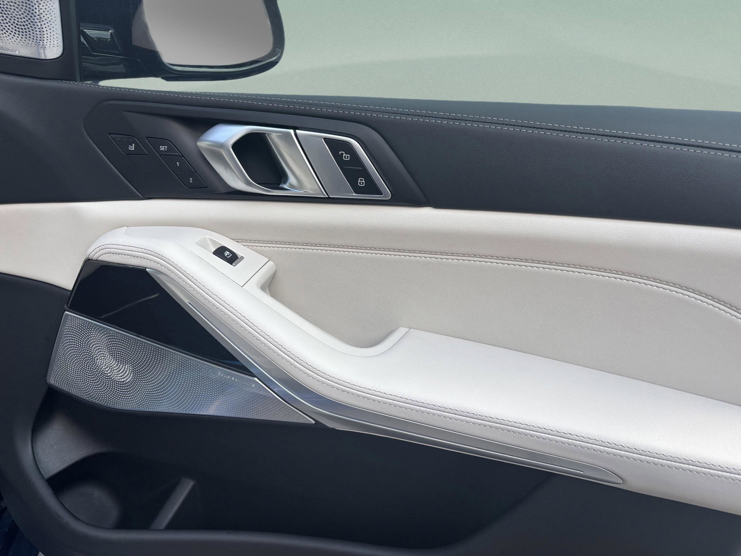 New 2026 BMW ALPINA XB7 image 29