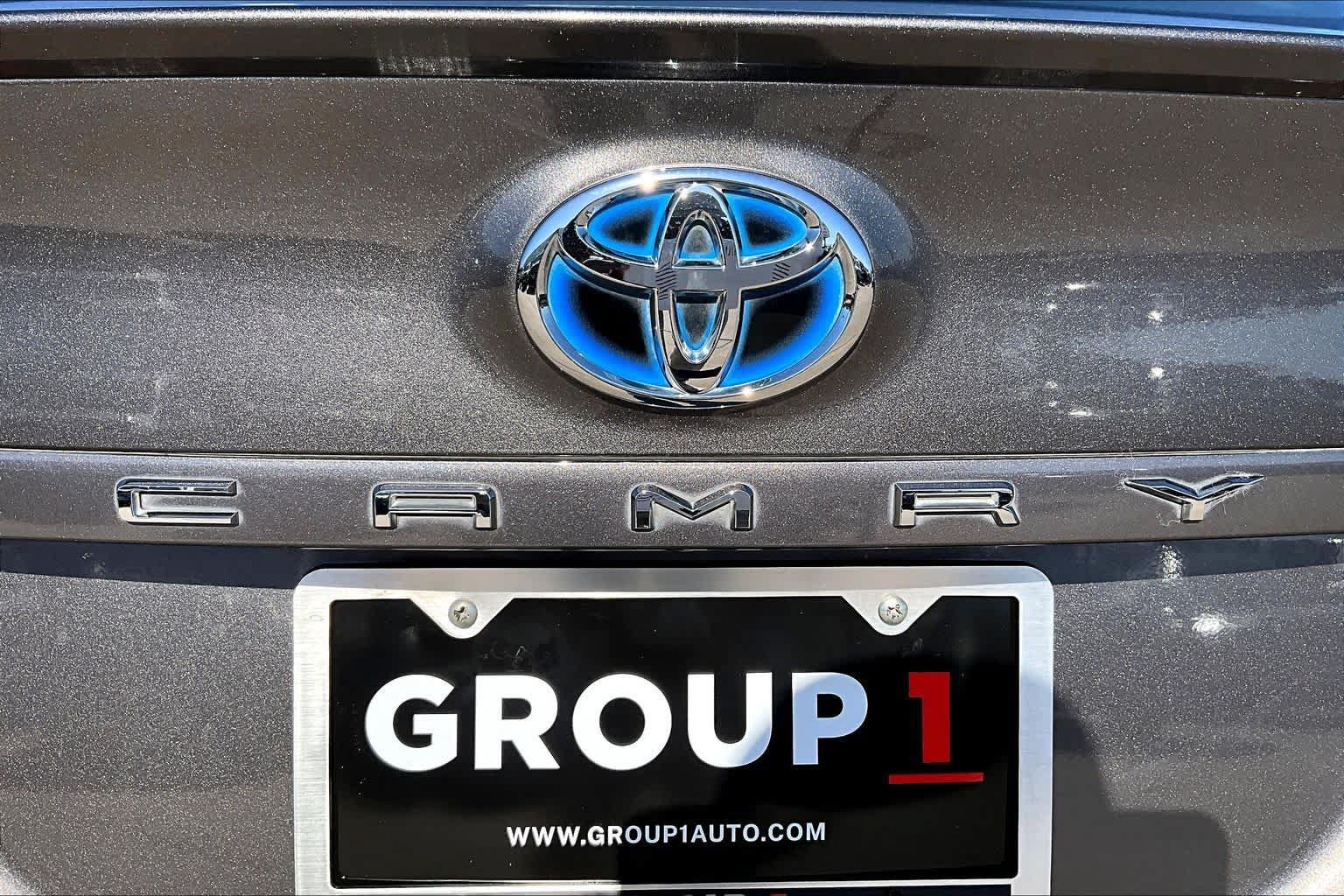 Used 2019 Toyota Camry SE FWD image 31