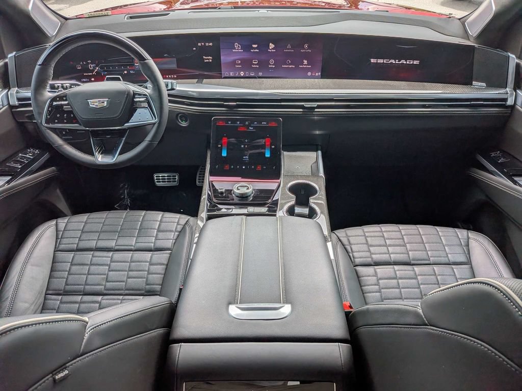 Used 2025 Cadillac Escalade V AWD/4WD image 14