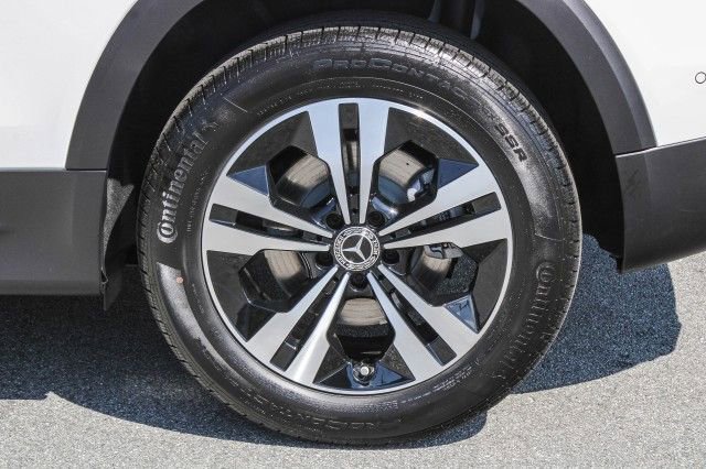 New 2025 Mercedes-Benz GLB 250 4MATIC image 10