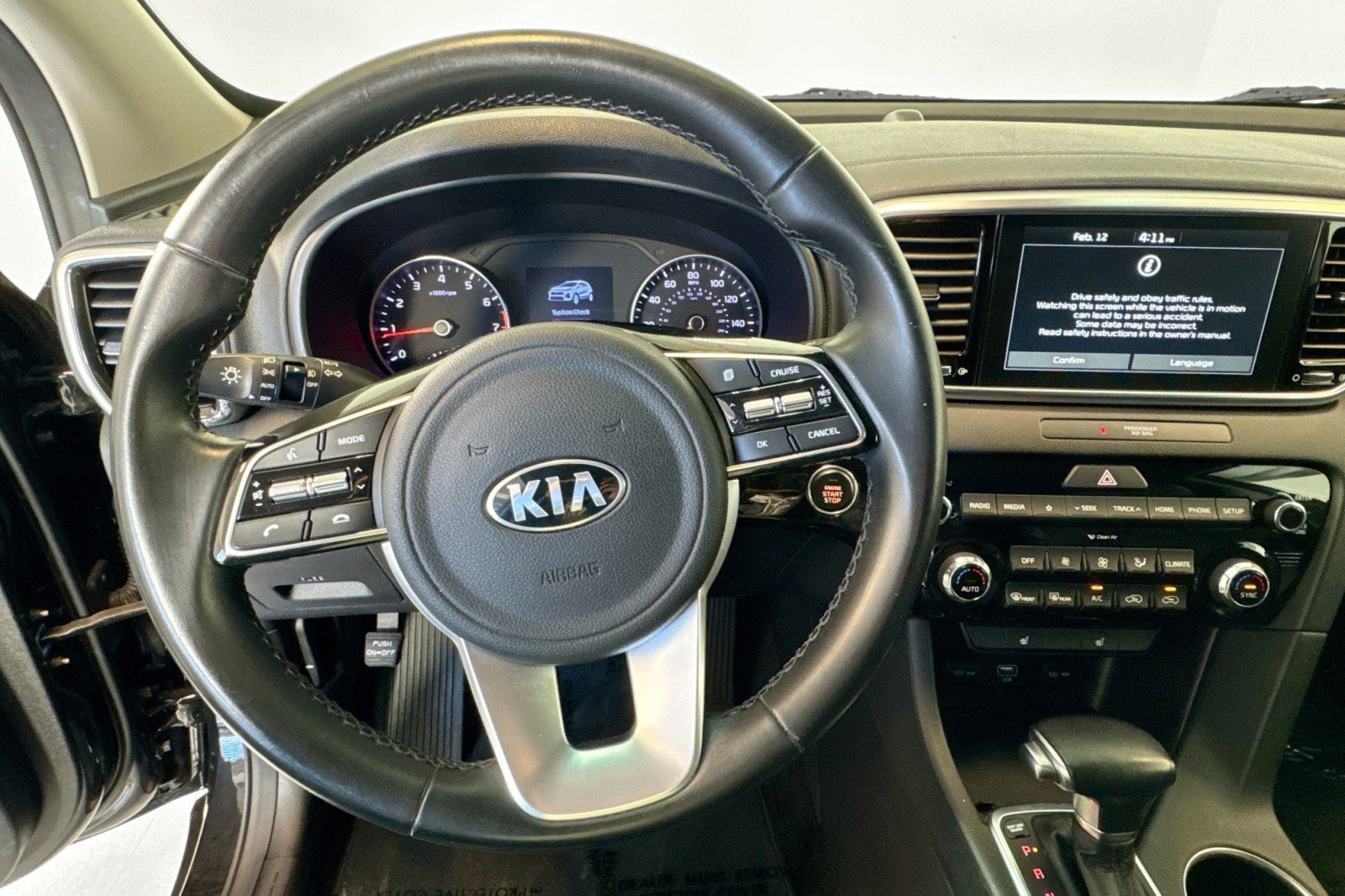 Used 2022 Kia Sportage EX image 11
