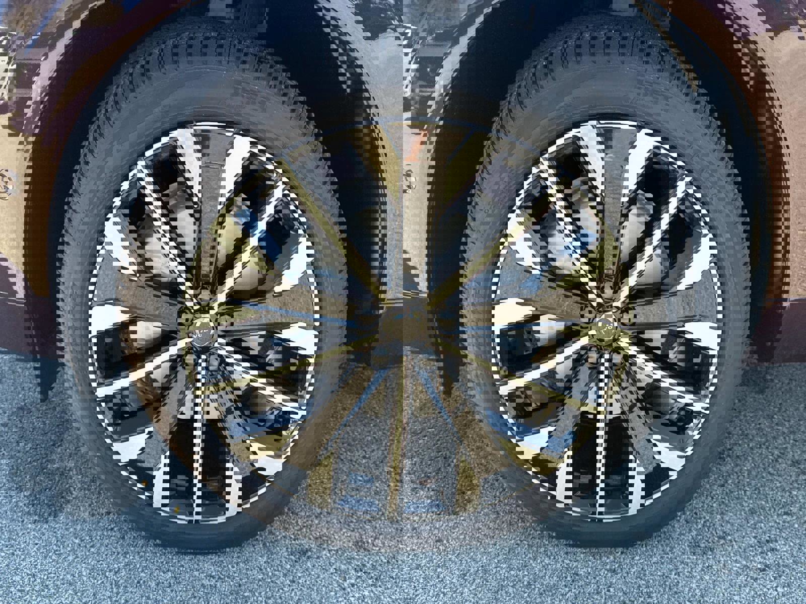 New 2026 Volvo XC60 B5 Ultra w/ Climate Package image 10