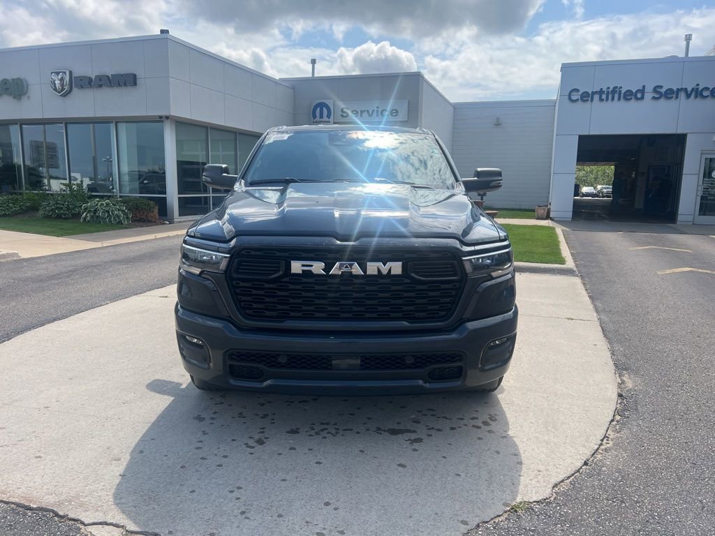 New 2026 RAM 1500 4x4 Crew Cab image 2