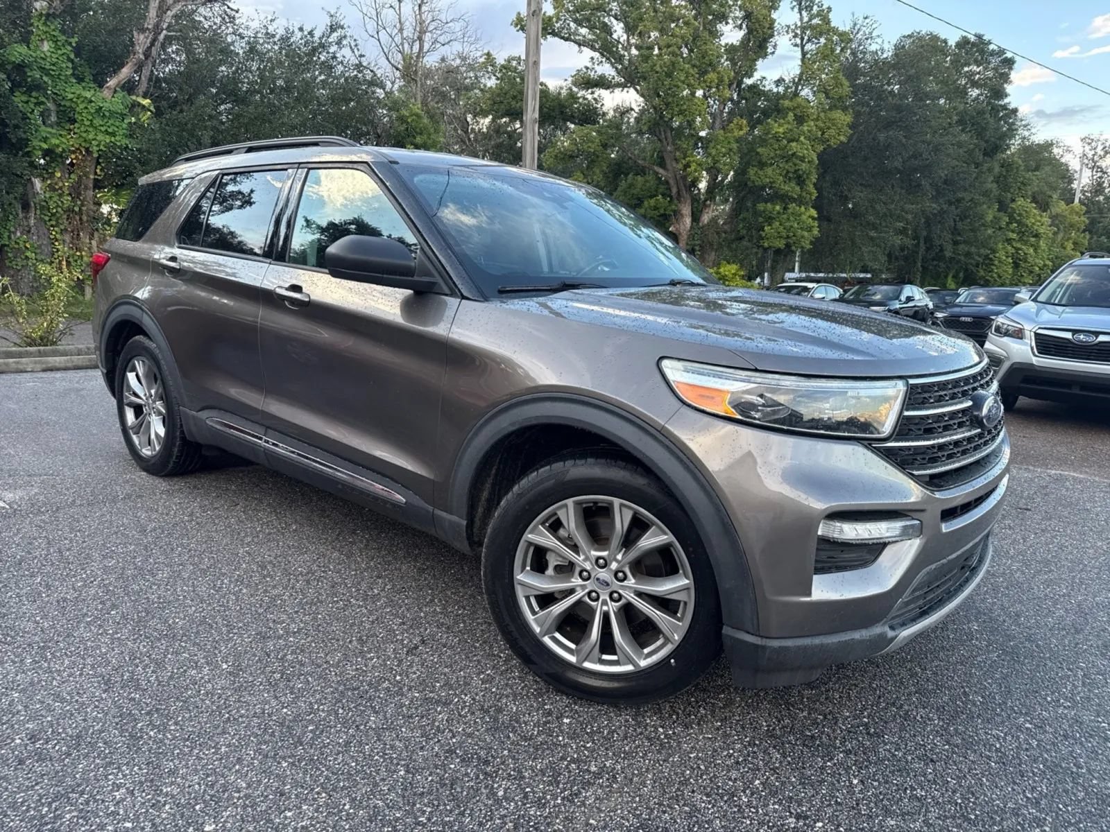 Used 2021 Ford Explorer XLT w/ Equipment Group 202A RWD image 7