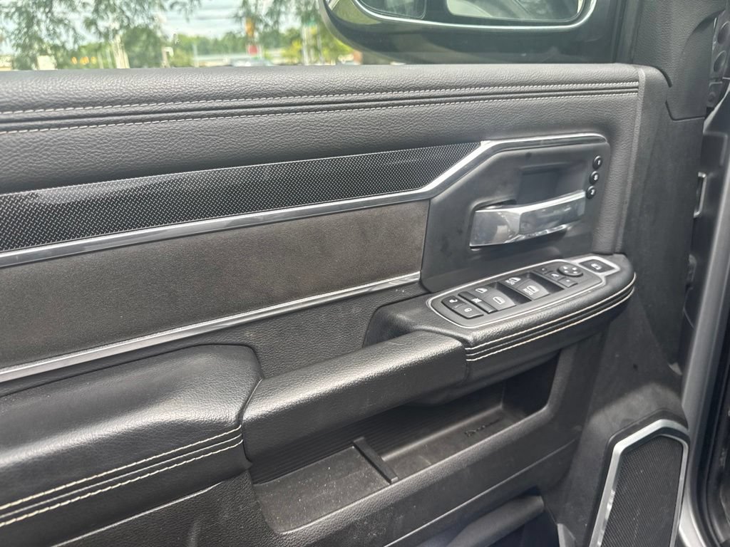 Used 2022 RAM 2500 Laramie AWD/4WD image 9