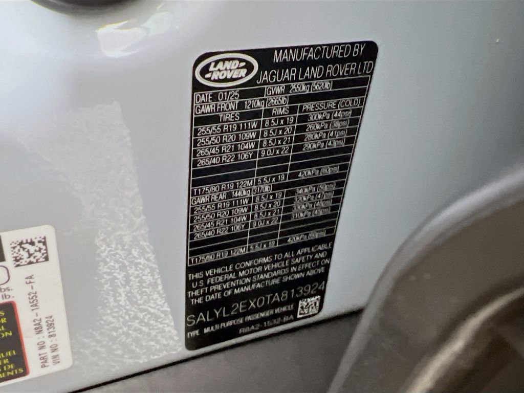 Used 2026 Land Rover Range Rover Velar Dynamic SE image 34