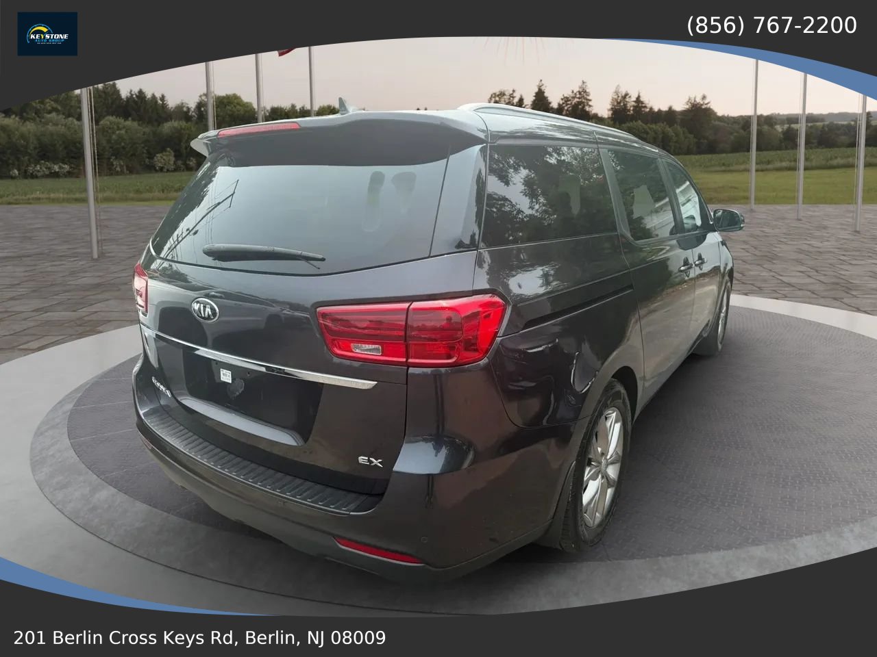 Used 2021 Kia Sedona EX FWD image 5