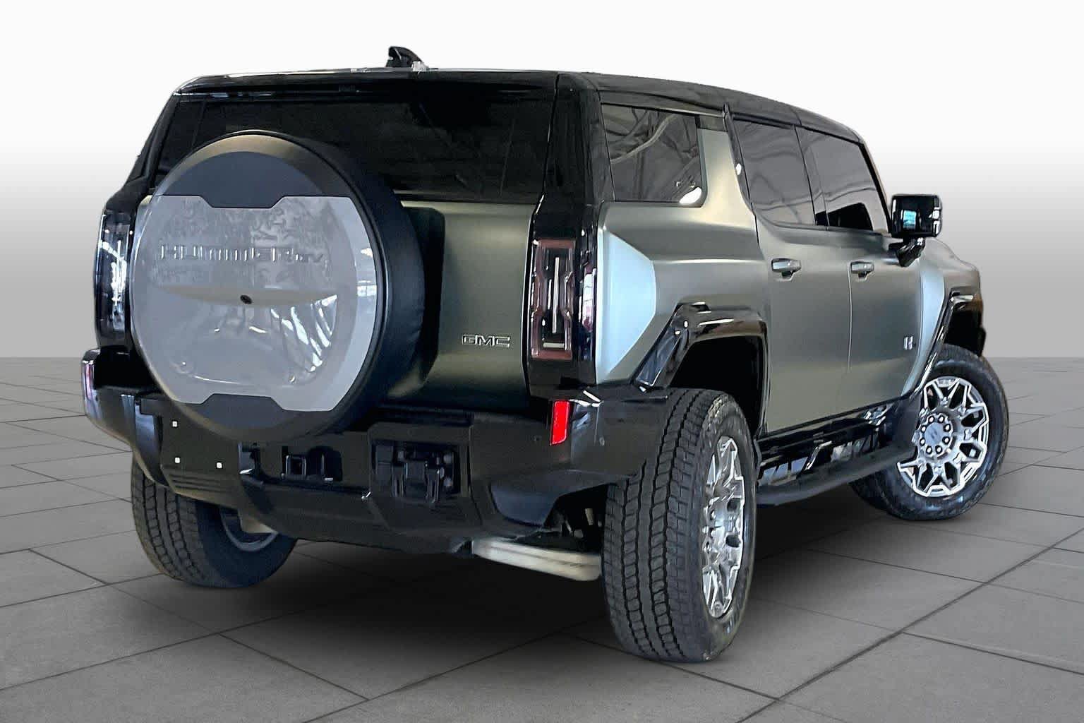 Used 2024 GMC Hummer EV 3X AWD/4WD image 12
