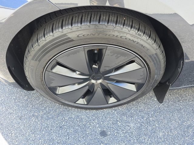 Used 2024 Tesla Model 3 Long Range AWD/4WD image 24