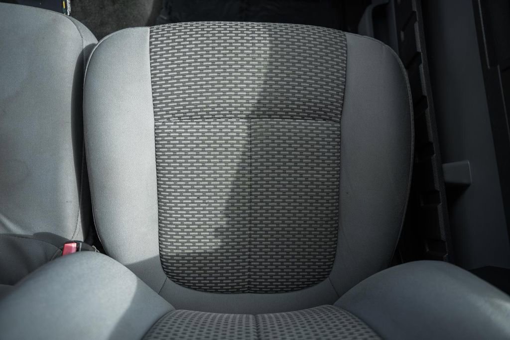 Used 2012 Ford F550 2WD Regular Cab Super Duty w/ Payload Upgrade Pkg image 33