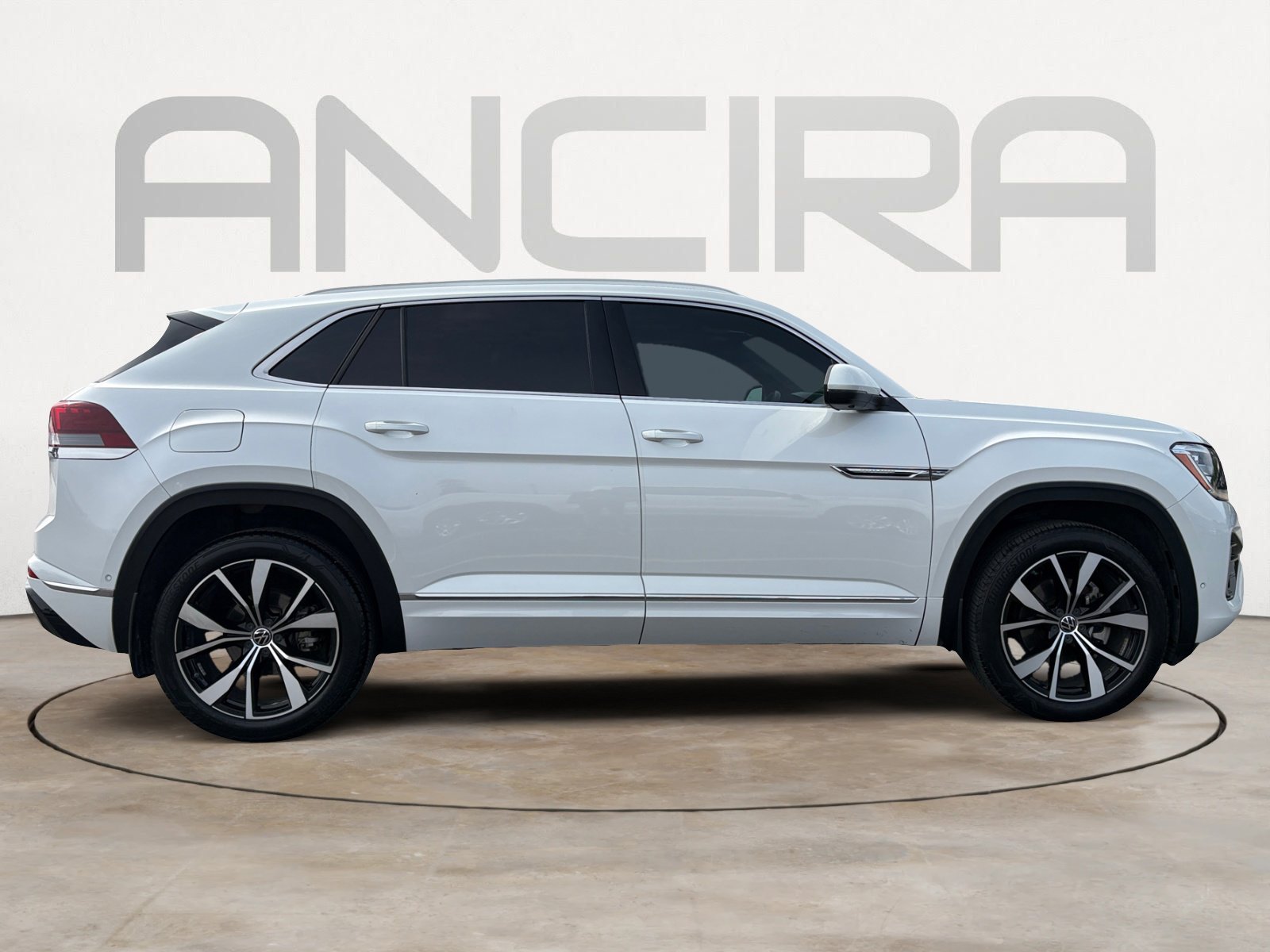 Used 2024 Volkswagen Atlas Cross Sport SEL Premium R-Line AWD/4WD image 11