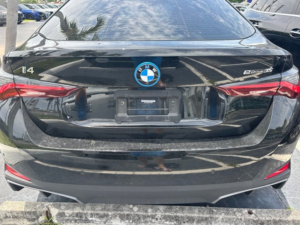 Used 2023 BMW i4 eDrive35 w/ Premium Package RWD image 8