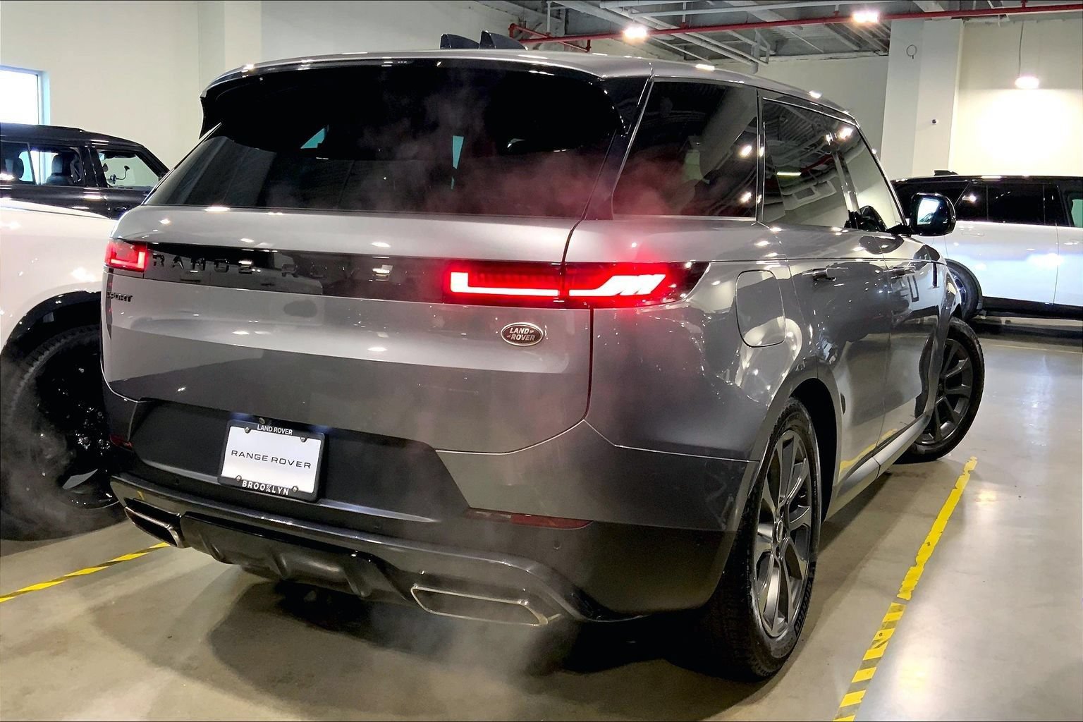 Certified 2023 Land Rover Range Rover Sport SE AWD/4WD image 12