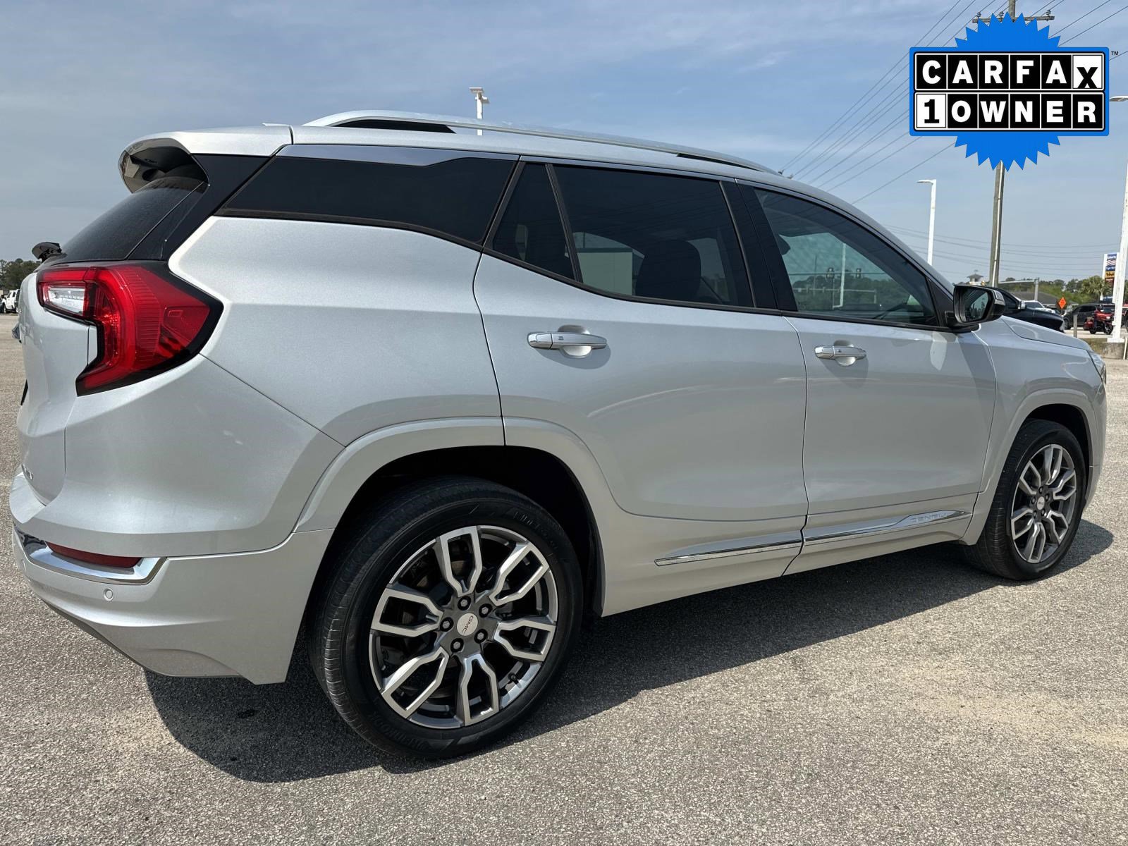 Certified 2022 GMC Terrain Denali w/ LPO, Roadside Safety Package AWD/4WD image 4