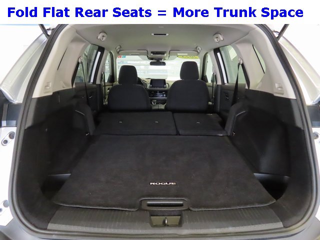 Used 2023 Nissan Rogue SV image 34