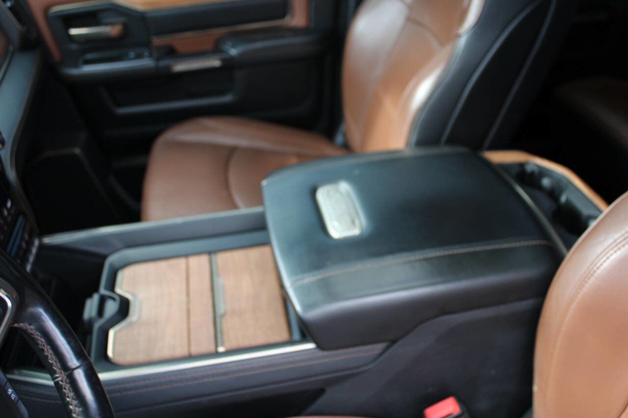 Used 2020 RAM 3500 Limited image 37